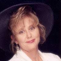 Lynn Zook's Instagram, Twitter & Facebook