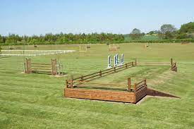 Pin By Rubes On Horsie Stuff Cross Country Jumps Eventing Horses Show Jumping