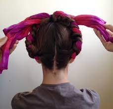 24 Mexican Women S Hairstyles Vintagetopia Mexican Hairstyles Cool Braid Hairstyles Braids For Short Hair