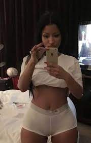 Nicki minaj had a wardrobe malfunction when she opened the 2014 mtv vmas on sunday night. 19 Nicki Ideas Nikki Minaj Nicki Minaj Nicki Manaj