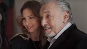 Má cesta za štěstím karel gott. Ivana Gottova Oznamila Vydani Knihy Ma Cesta Za Stestim Idnes Cz