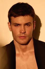 Tyler Easterbrook's Instagram, Twitter & Facebook