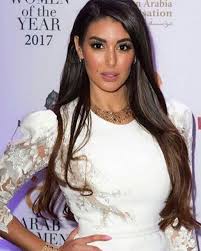 بالصور ياسمين صبري بإطلالة بيضاء في حفل نساء العرب بلندن Egyptian Actress Muslim Beauty Arab Actress