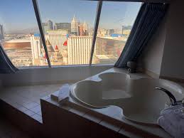 Luxor 2-bedroom penthouse suite with billiards table