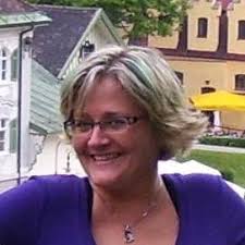 Sonya Sanders, Pink Zebra Independent Consultant