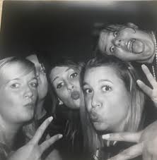 NEUER MONAT, NEUES GEWINNSPIEL FÜR EUCH ❤️ Wir verlosen insgesamt 2  gemischte Trays (je 24 Dosen) ‼️ Unsere Teilnahmebedingungen: 1. Diesen  Beitrag liken. 2. Unsere Seite liken. 3. Markiert 5 Eurer Freunde,