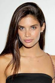 The presence of the love of christ in the midst of humanity a walk in. Saras 120915 Bznimage 1 Saras120915bznimage1 Jpg 24043281 Hair Beauty Beautiful Face Sara Sampaio