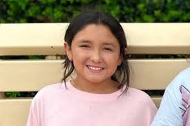 Niña de 11 años muere por suicidio; sus padres dicen que la amenazaban con  llamar a ICE