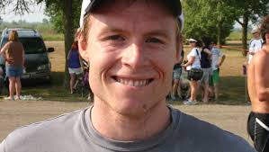 Dziekan, Milam win Tri titles