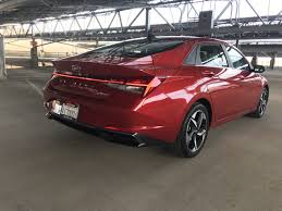 Looking boss and loaded with features like big, bold digital displays and wireless everything, it's easy to see why 2021 elantra hybrid is a 100% winner. 5 Of The Weirdest Features On The 2021 Hyundai Elantra Limited