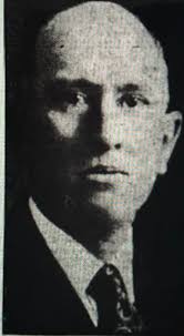 Who can restring and rebend a traditional wood lacrosse stick?