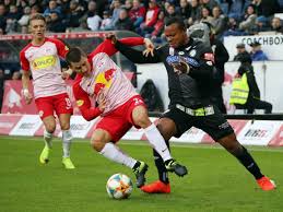 Rb salzburg hält die titelhoffnungen in österreich am leben. Jetzt Live Red Bull Salzburg Gegen Sturm Graz Im Ticker Fussball Vienna At