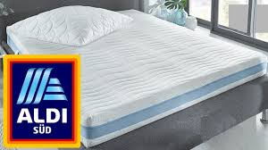 Zudem lässt sich aus zwei matratzen perfekt ein königliches doppelbett. Angebot Furs Gute Schlafen Kaltschaum Matratzen Bei Aldi Sud Chip