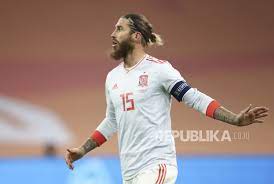 Ramos Cerita Rivalitas Barcelona Madrid Dan Timnas Spanyol Republika Online