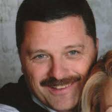 Larry Keiter's Instagram, Twitter & Facebook