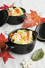 Cassolette De Poisson Au Safran Et Petits Legumes Aime Mange Cassolette De Poisson Cuisine Poisson Plats En Cocotte