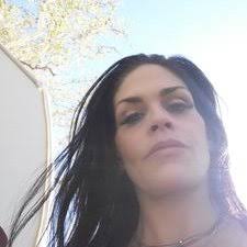 theresa downs (@tdizzledowns)