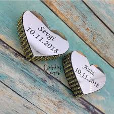 Soz Nisan Tepsileri Icin Gumus Pleksi Kalpli Yuzuk Yukseltici H2 Soz Nisan Tepsileri Icin Pleksi Kalpli Yuzuk Yukseltici Modelim Gumus Yuzuk Nisan