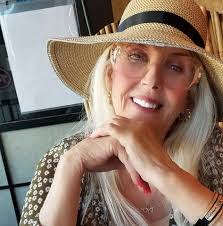 Sonja Summerville's Instagram, Twitter & Facebook