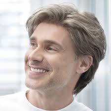 Peluca oncológica en microfibra Gary de Hairformance, Ellen Wille.