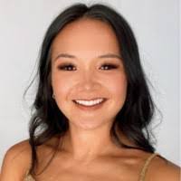 Genevieve Carreon's Instagram, Twitter & Facebook