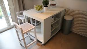 L Atelier Deco Transformation D Une Table En Ilot Central De Cuisine Sur Roulettes Ilot Cuisine Ilots Central Cuisine Cuisine Appartement
