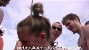 Uol, a maior empresa brasileira de conteúdo, serviços digitais e tecnologia com vários canais de jornalismo e diversas soluções para você ou seu negócio. Coke Beach South Padre Nebraska Girls Reallifecam Porn