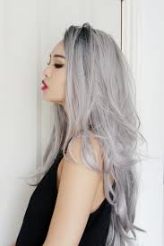 S'utilise avec les articles la, l' (devant une voyelle ou un h muet), une. Le Blond Platine Trucs Et Astuces Pour Savoir Si C Est Votre Couleur