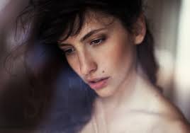 30 Mesmerizing and Unforgettable Color Portraits to Spark Your Creativity