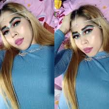 Naomi Serrano (@naomikorina) • Instagram photos and videos