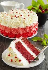 Un Gateau Tres Rouge Et Tres Americain Le Velours Rouge Ou Red Velvet Bon Gateau Recette Gateau Gateaux Et Desserts