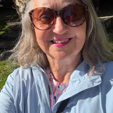 I think it's 5 o'clock somewhere, perhaps Cleveland, Ohio? Anyway, it  doesn't matter because here is a recipe for you to perhaps enjoy making  yourself and when you are back