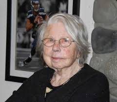 Pamela Clare's Instagram, Twitter & Facebook