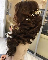 Finding the perfect wedding hairstyle with long hair can be a challenge with so many options for brides. Wedding Hairstyles For Long Hair Half Up Half Down Ladylife