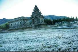 Maybe you would like to learn more about one of these? Dieng Wonosobo Berselimut Salju Ini Penyebabnya