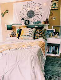 Pinterest Carolinefaith417 Dorm Room Decor Bedroom Design Dorm Room Inspiration