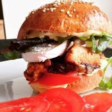 Burger Poulet Chevre Et Miel Recette Burger Maison Recette Burger Chevre Miel