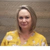 Tina Lemons's Instagram, Twitter & Facebook