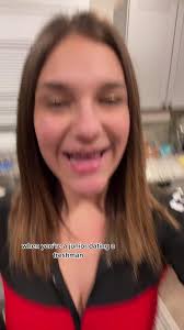 Dating A Freshman As A Junior