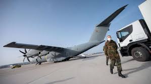 Die bundeswehr kann nur dann helfen, wenn sie um konkrete hilfe gebeten wird. Corona Nothilfe Der Bundeswehr Sanitater Fliegen Aus Stuttgart Nach Portugal Stuttgart Stuttgarter Nachrichten