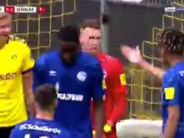 Erling braut haaland (né håland, ˈhòːlɑn; Erling Haaland Abuse Caught On Camera In Empty Borussia Dortmund Stadium Daily Star