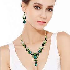 Necklace & earring set Jewelry