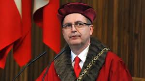 Rozhodování etických komisí o plagiátorství profesora martina kováře považuje rektor univerzity karlovy tomáš zima za „relativně rychlé, ale verdikt. Rektorem Univerzity Karlovy Byl Opet Zvolen Tomas Zima Skolu Povede Az Do Roku 2022 Irozhlas Spolehlive Zpravy