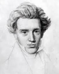 BAGAIMANA DENGAN KIERKEGAARD? Ternyata, meskipun telah berpisah,  Kierkegaard sama sekali tak melupakan Olsen. Selama 15 tahun kemudian  hingga ambang kematiannya, Kierkegaard tak pernah berpindah hati. Hanya  Olsen yang hanya di hatinya. Bahkan