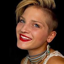 Bethany Knowles's Instagram, Twitter & Facebook