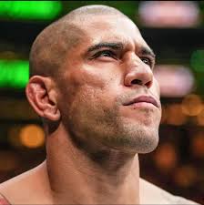 Interesting Fact: Alex is the only current UFC champ without cauliflower  ears👂 Chama! 🔥 🗿