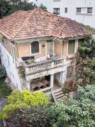 A Mulher da Casa Abandonada: Quanto Vale a Mansão?