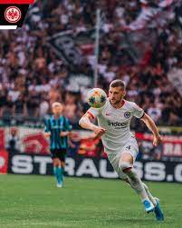 12 29 Min Brauchte Anterebic Fur Seinen Hattrick Sgefact Sge Eintracht Frankfurt Eintrachtfrankfurt Eintracht Frankfurt Eintracht Frankfurt