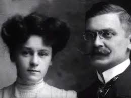 A história de como a família do premiê britânico Boris Johnson apagou  sobrenome de bisavô turco