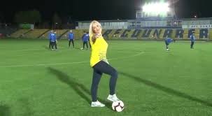 Stadion dunarea calarasi is a stadion located in călăraşi. Video Fanii DunÄƒrii CÄƒlÄƒrasi S Au Strans La Stadion La Inaugurarea Nocturnei Clip MotivaÅ£ional Inaintea Meciului Cu Fcsb